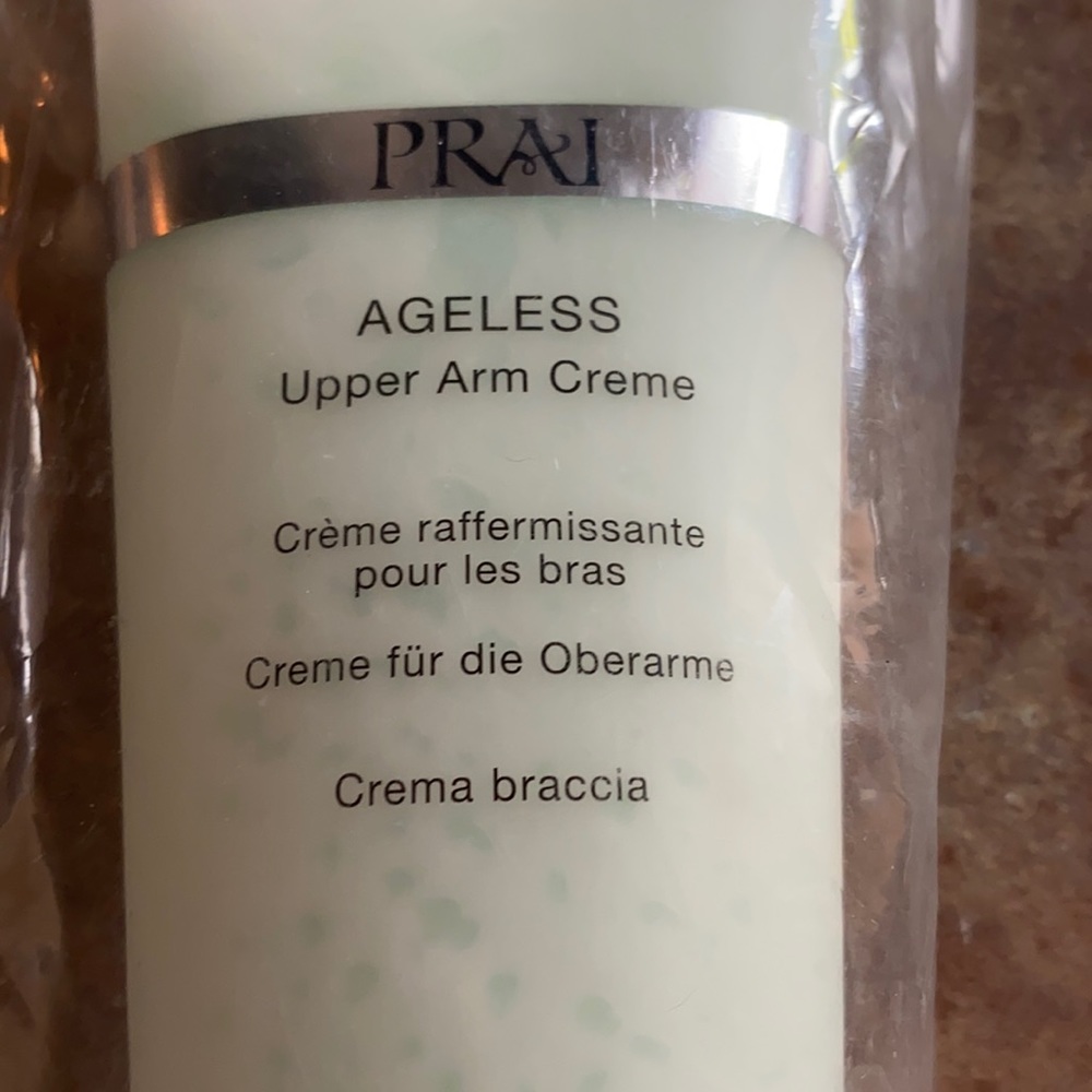 PRAI AGELESS Upper Arm Creame